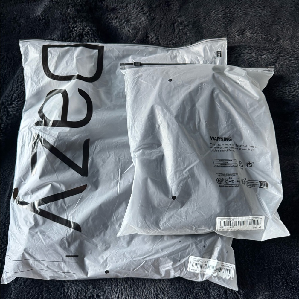 SHEIN White Shipping Package